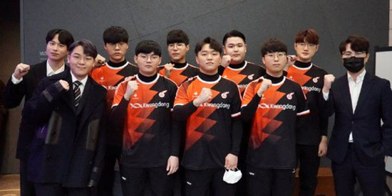 并指出荷兰 并指出荷兰