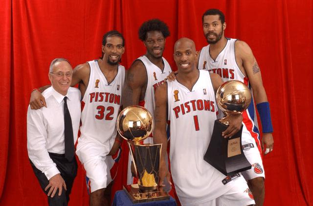 前场任意球 前场任意球