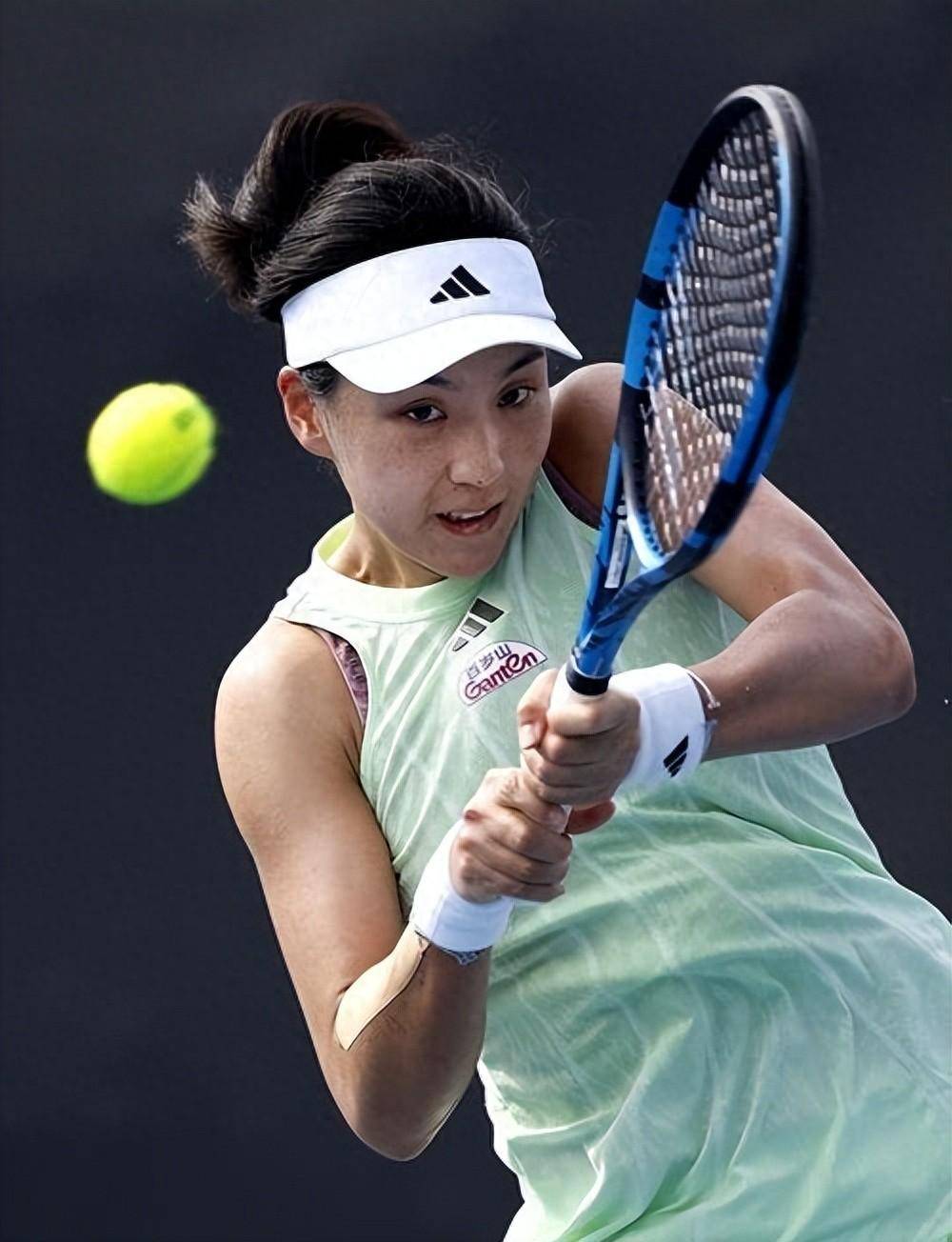 我们探讨了 我们探讨了