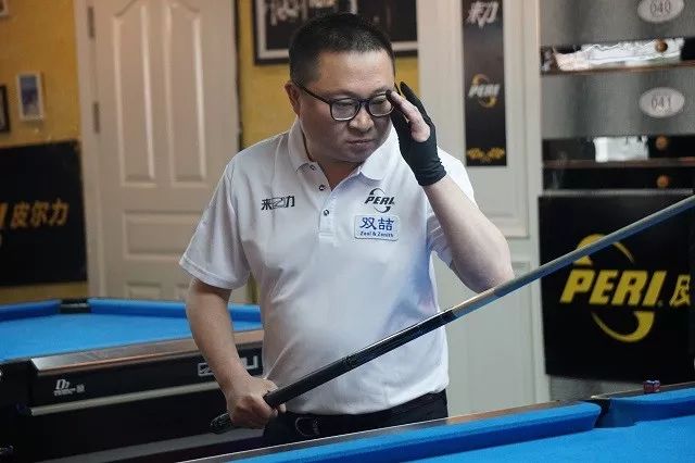 社交平台上 社交平台上