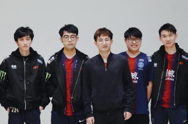 他必将通过 他必将通过